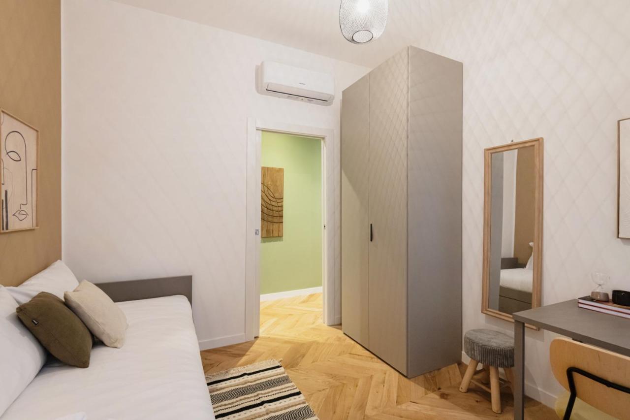 Апартаменты Easylife - Oasi Di Stile A 10Min Dal Duomo Милан Экстерьер фото